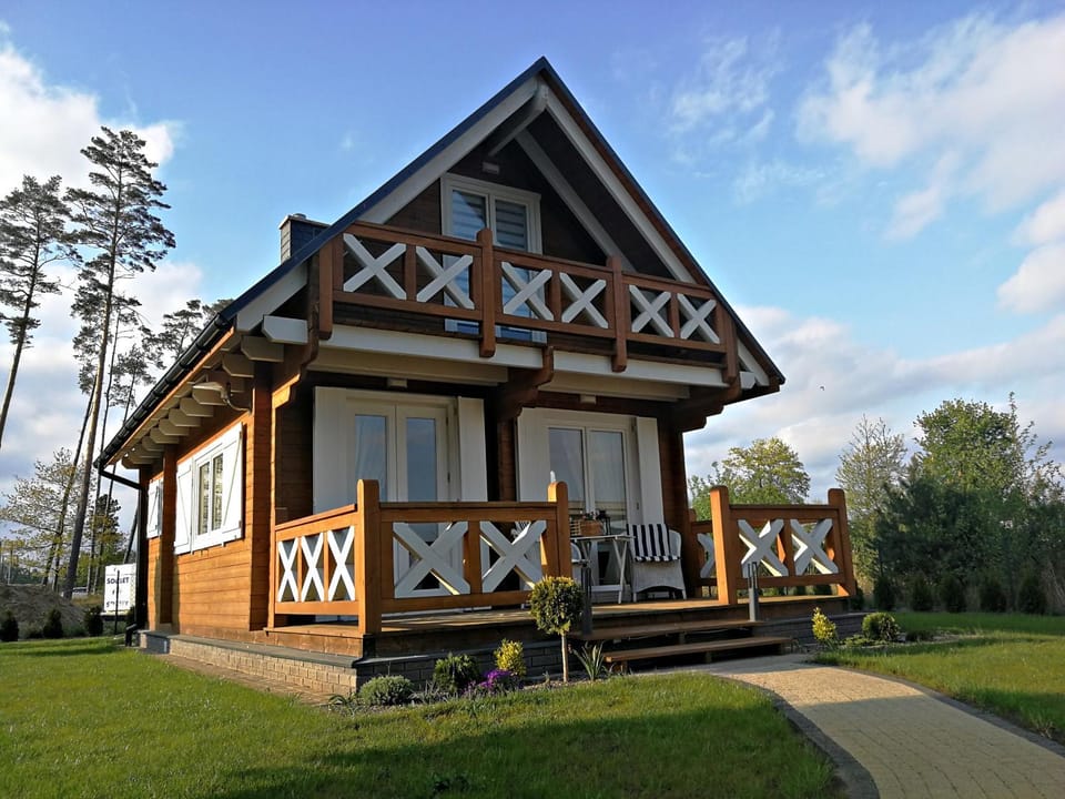 Drewniany domek nad Miedwiem Chalet in West Pomeranian Voivodeship, Poland