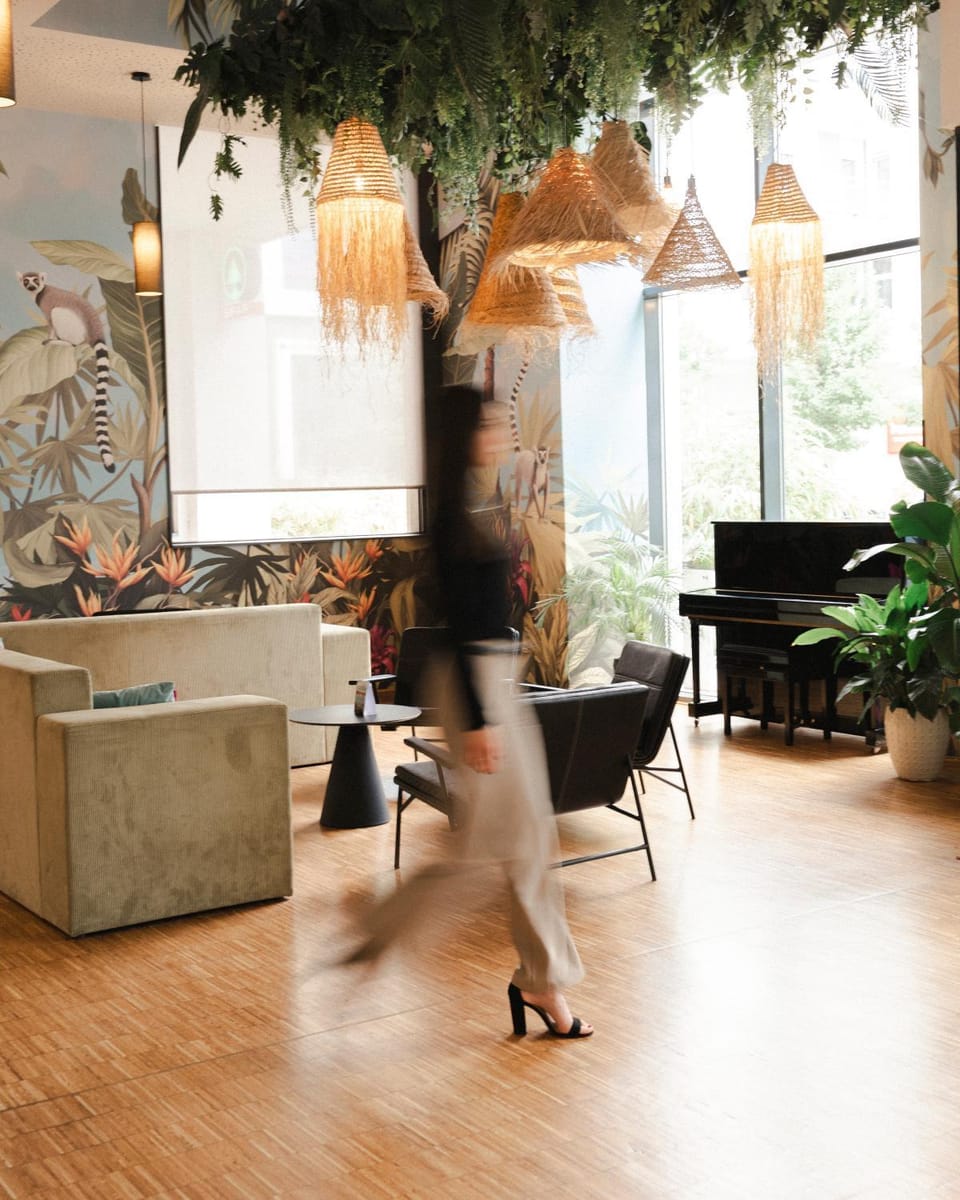 Living room, Lobby or reception, Seating area, Inner courtyard view