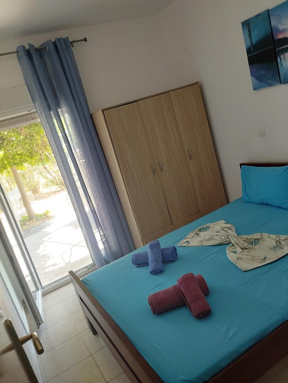 Bed, Photo of the whole room, Bedroom, towels, wardrobe