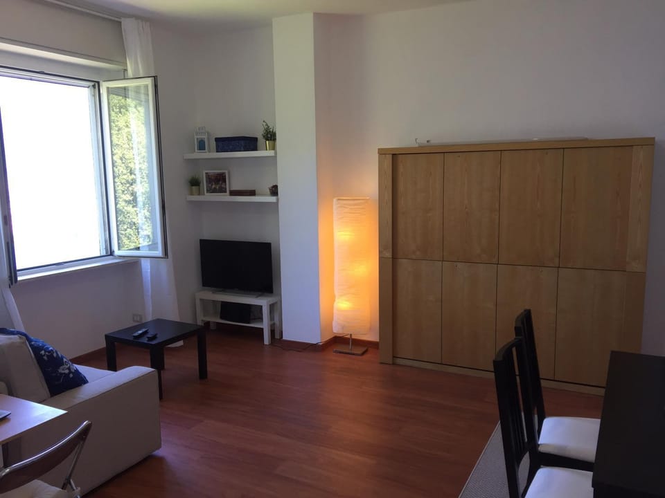 TV and multimedia, Living room, bunk bed