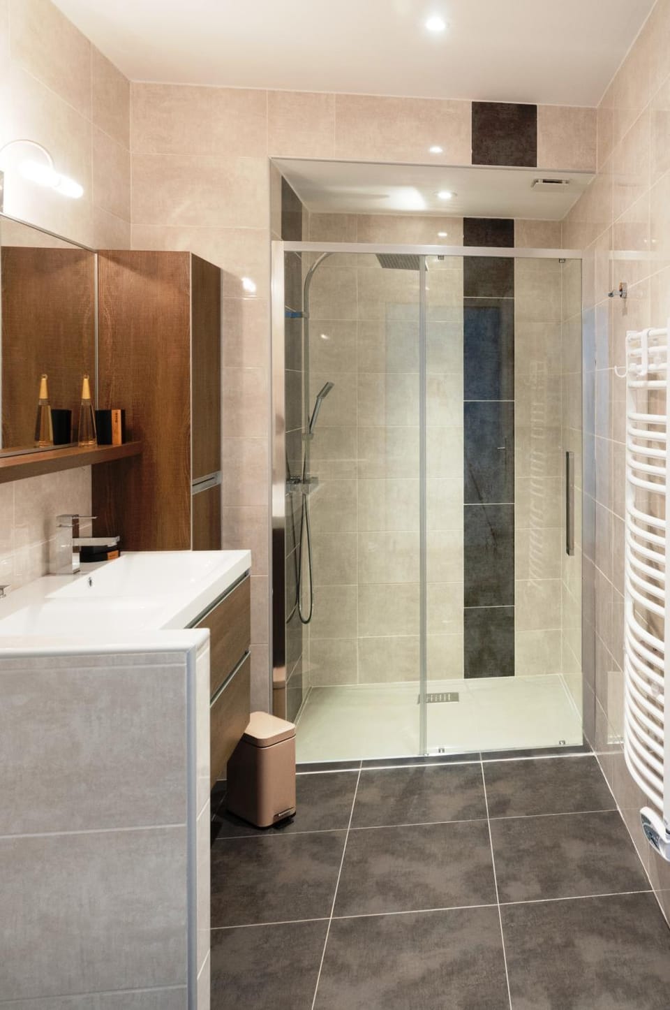 Shower, Bathroom