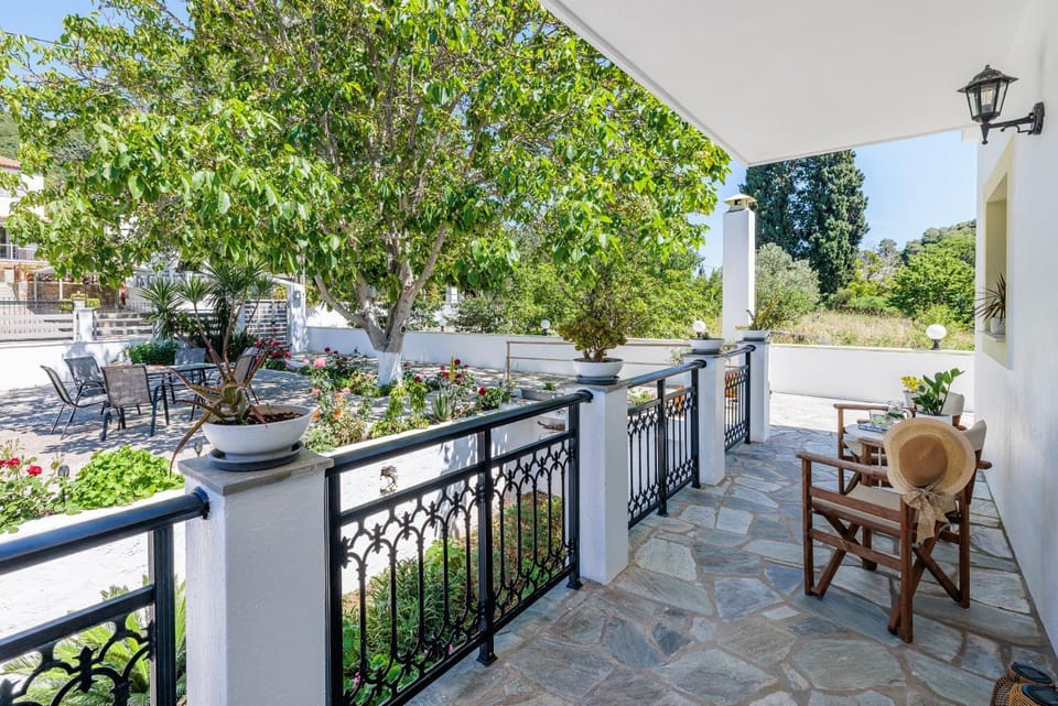 Garden, Garden view