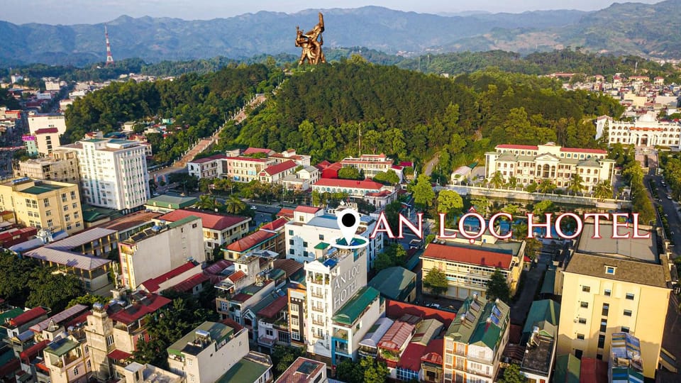 Bird's eye view, Logo/Certificate/Sign, City view, Landmark view, Street view