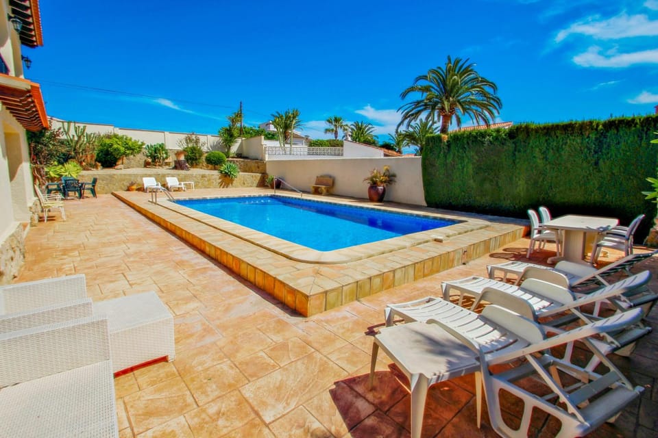 Alice - holiday home with private swimming pool in Benissa Villa in Marina Alta