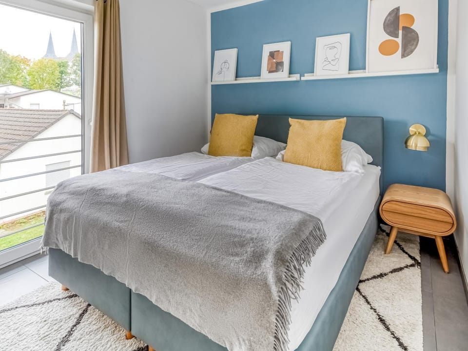 Bed, Bedroom