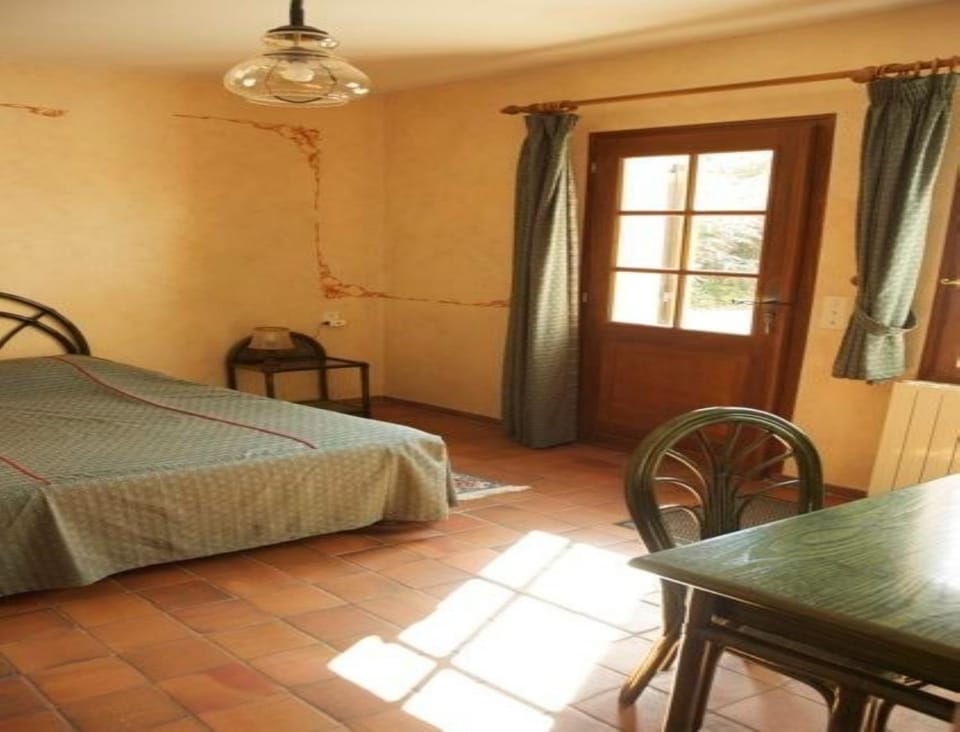Chambres d'Hôtes Les Pierries Bed and Breakfast in Bourgogne-Franche-Comté