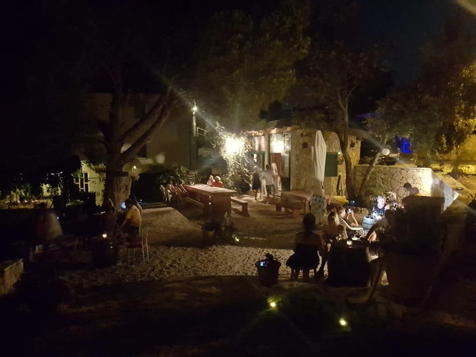 Lounge or bar, On site