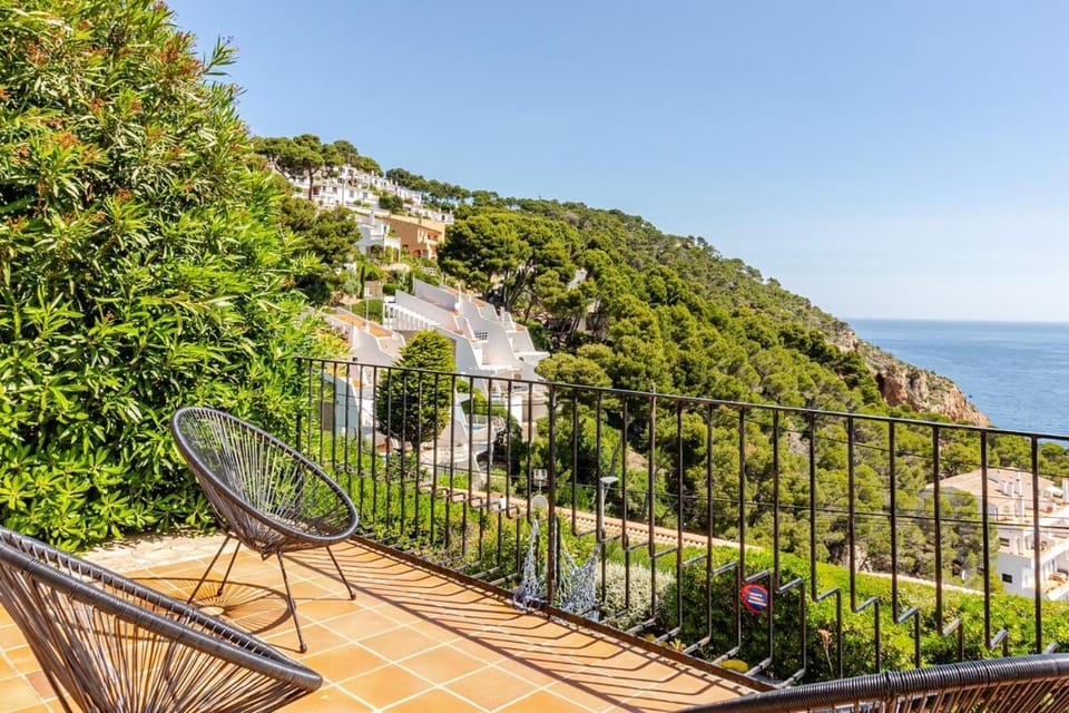 Natural landscape, View (from property/room), Balcony/Terrace, Mountain view, Sea view