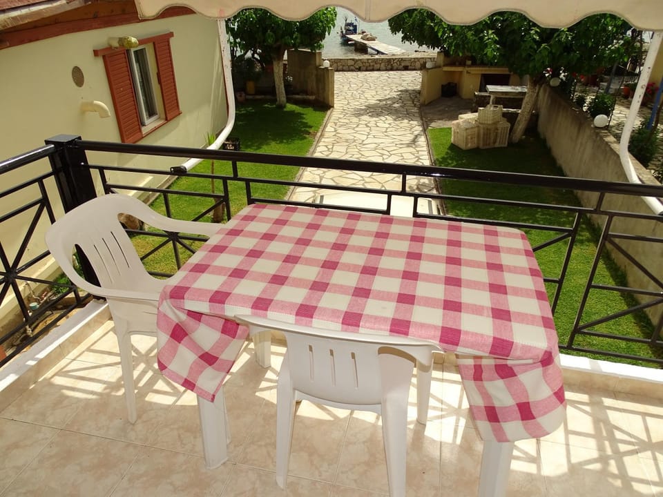 Day, Balcony/Terrace