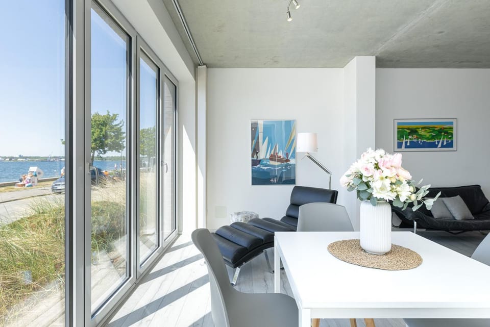 Strandweg 6-7 Dünengras Apartment in Kiel