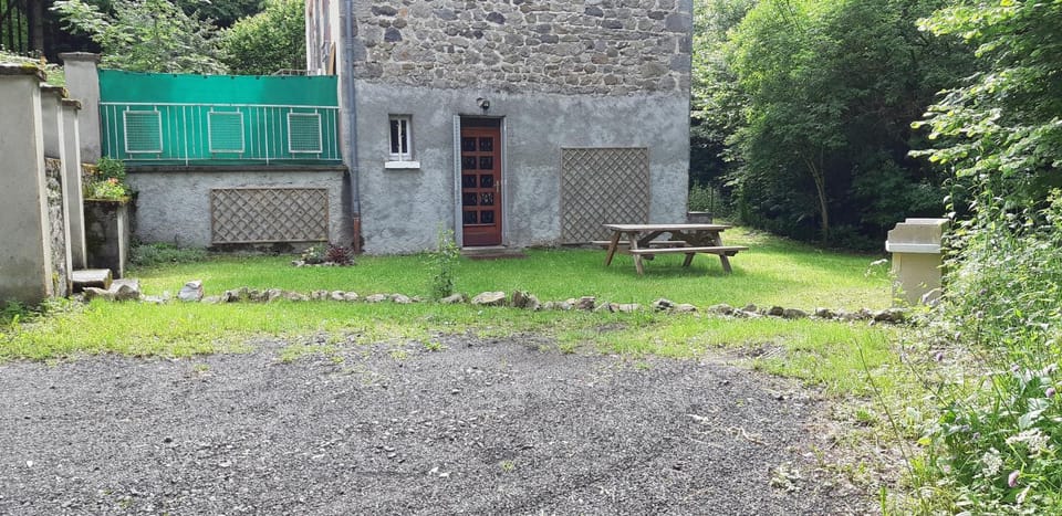 Property building, Garden view