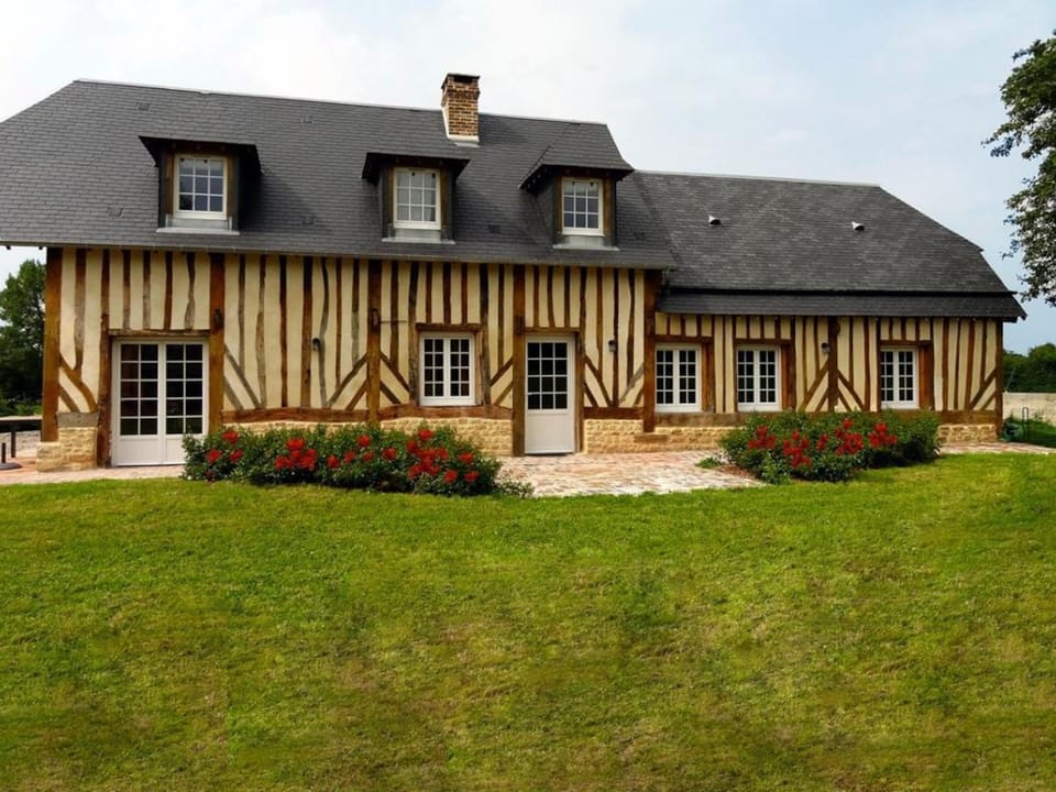 Maison de caractère à Crouttes avec cheminée et animaux acceptés - FR-1-497-19 House in Normandy