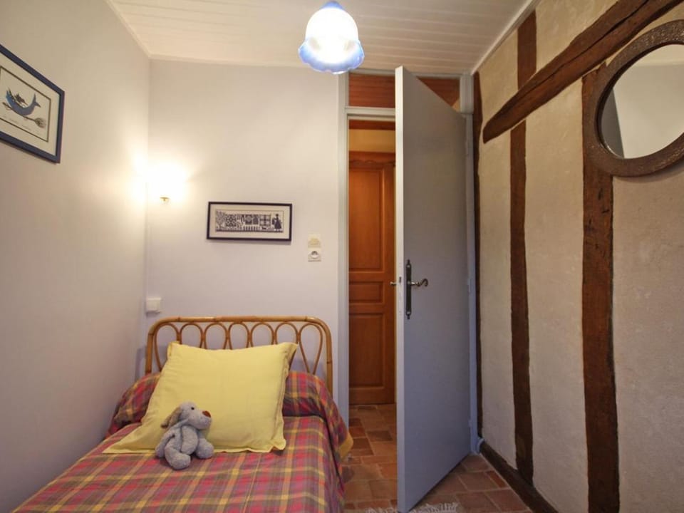 Gîte Normand Idéal Familles et Amis, Jardin et Animaux Acceptés - FR-1-497-38 House in Normandy