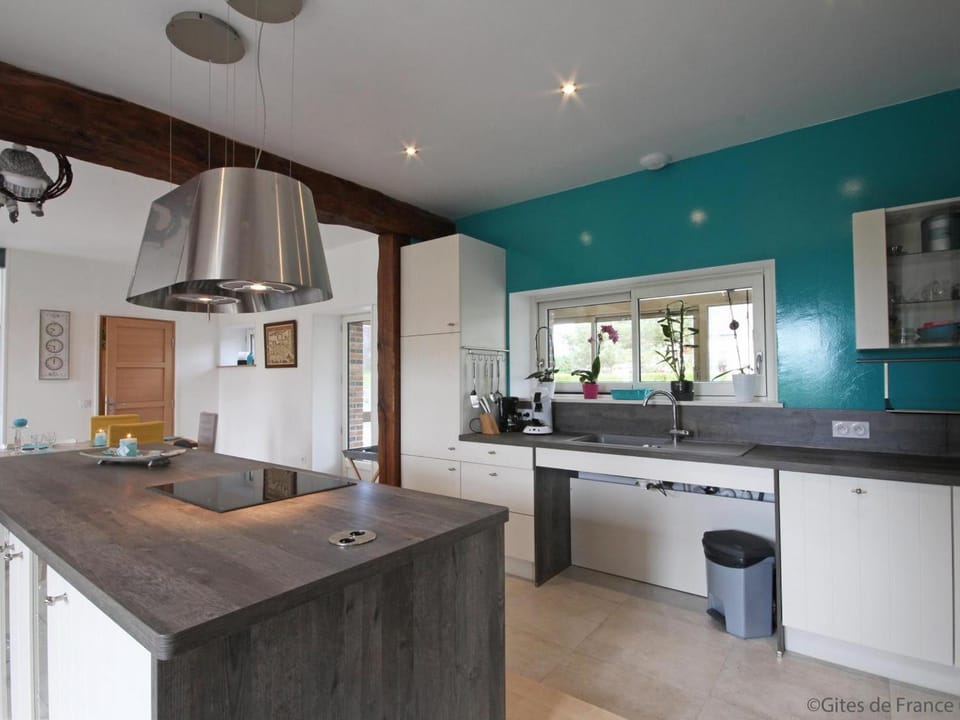 Maison ancienne avec sauna et jeux au cœur du Perche - FR-1-497-51 House in Normandy