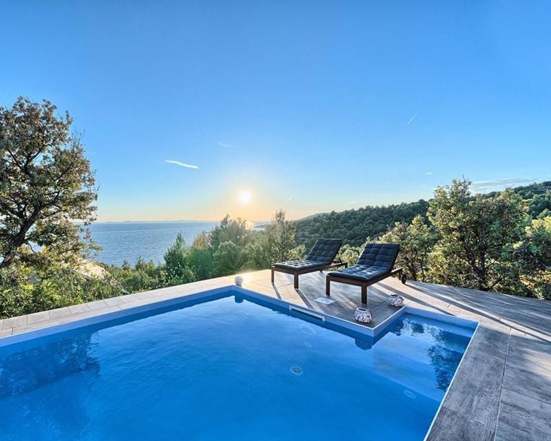 Golden Haven Luxe Bungalow Resort House in Tisno