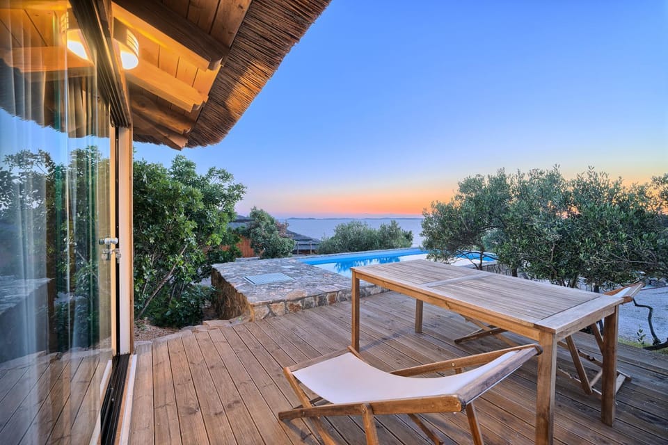Golden Haven Luxe Bungalow Resort House in Tisno