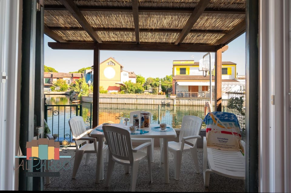 Patio, Balcony/Terrace