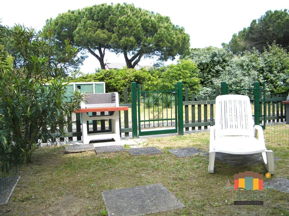 BBQ facilities, Garden