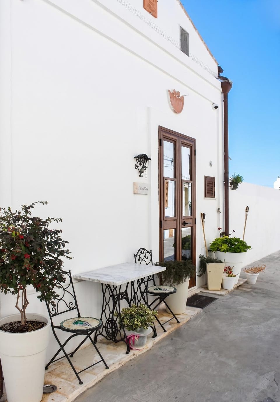 Facade/entrance