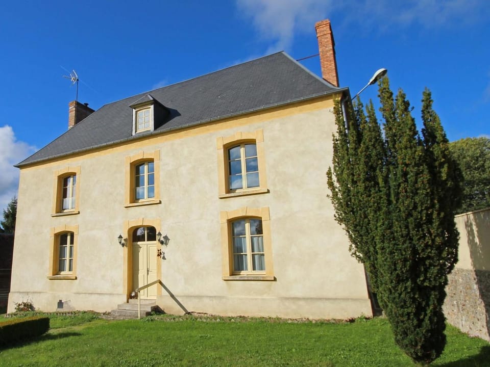 Ancien presbytère restauré avec jardin et WIFI à La Gonfrière - FR-1-497-78 House in Normandy