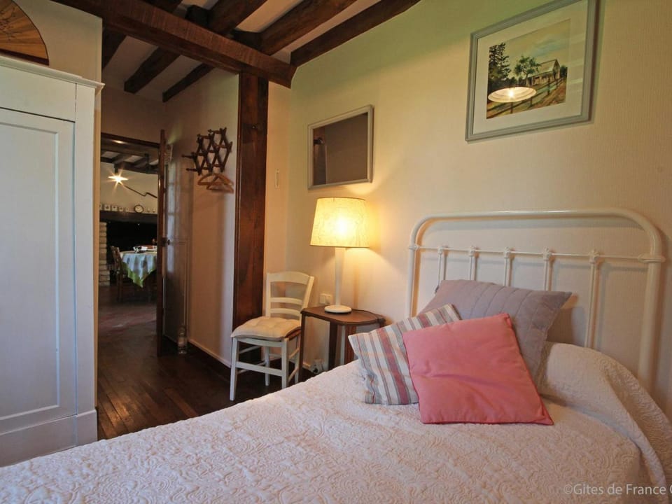 Charme Authentique à Bonnevent avec Vue et Calme - FR-1-497-81 House in Normandy