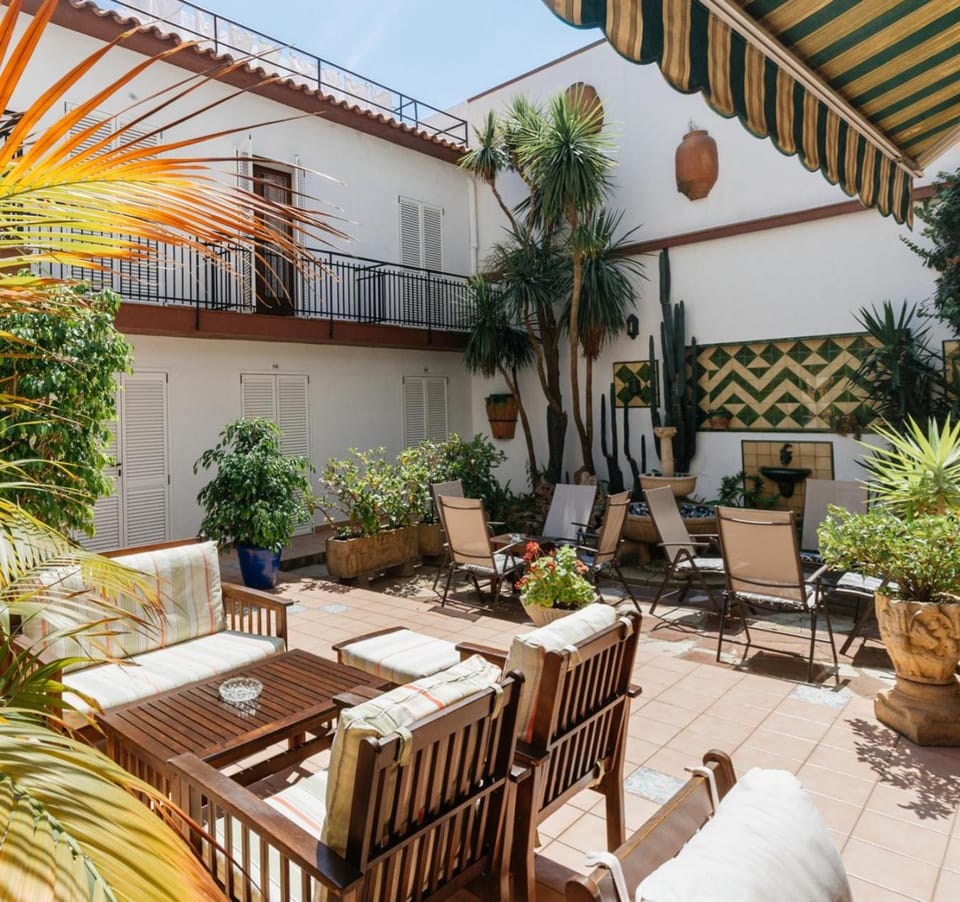 Patio, Balcony/Terrace, Garden view