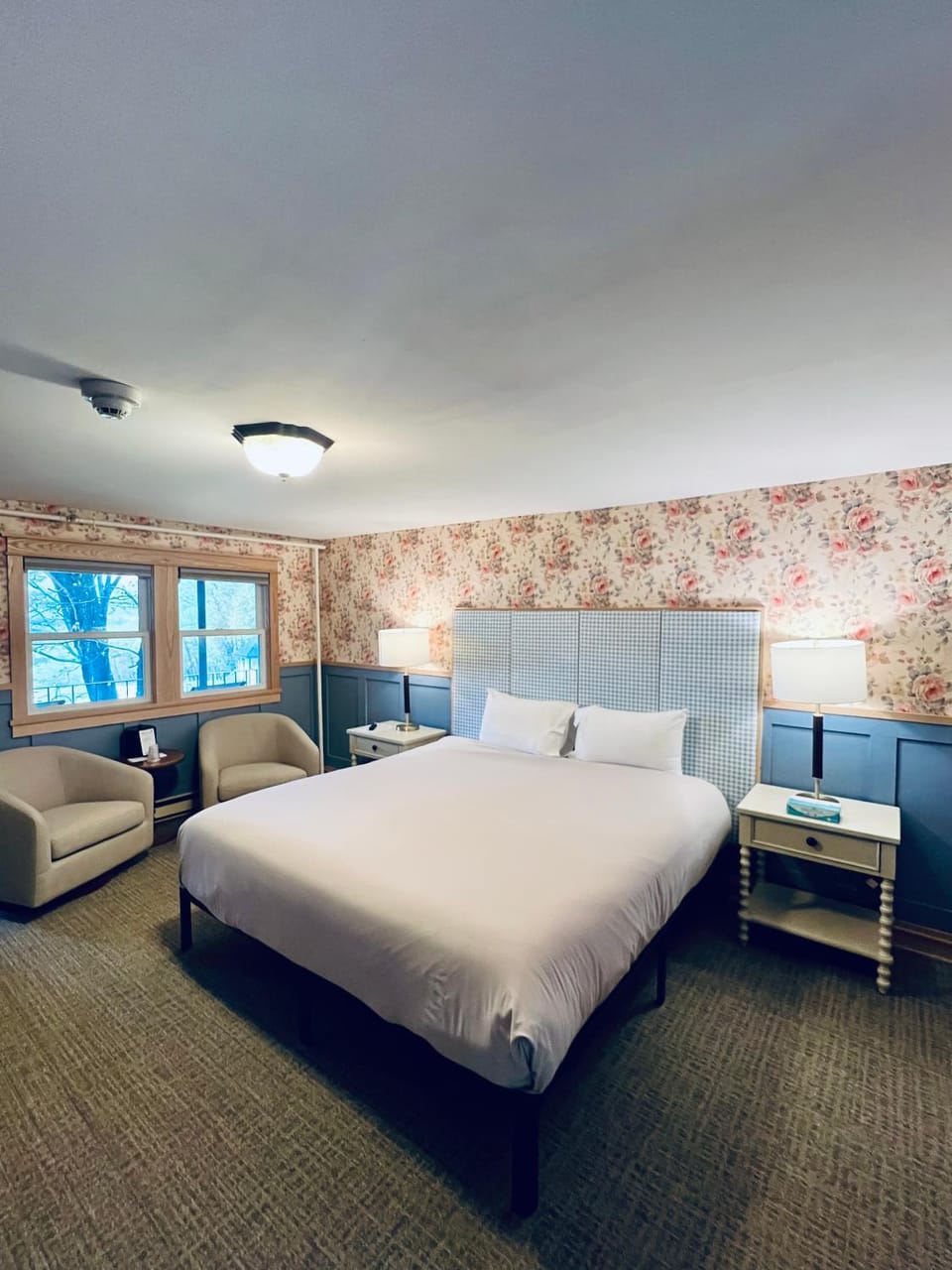 Stonehurst Manor Breakfast & Dinner Included Hotel in North Conway
