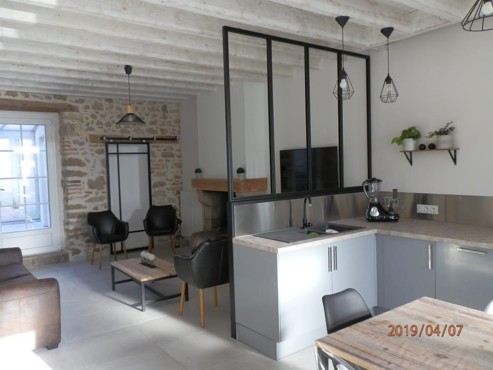 Communal lounge/ TV room, Living room, Lounge or bar