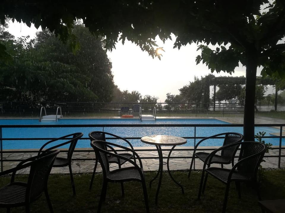 Swimming pool
