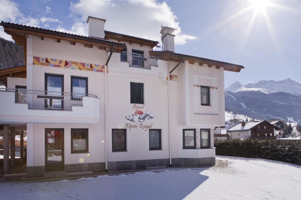 Property building, Winter