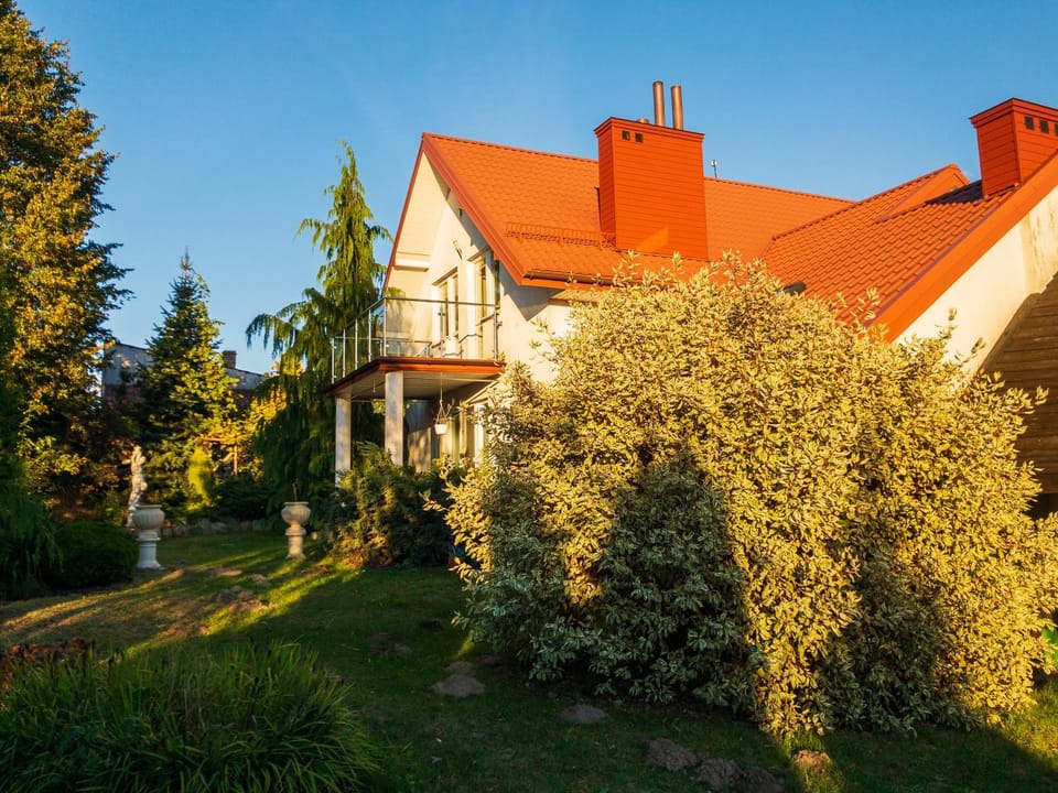 Property building, Garden