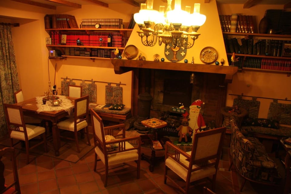 Casa de Sixto Country House in O Eume