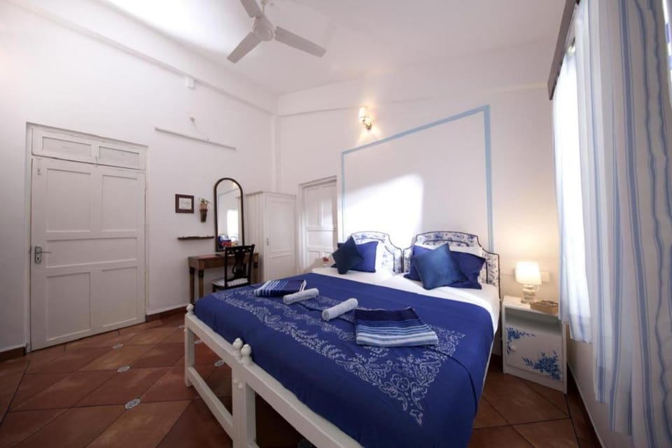 Bed, Photo of the whole room, air conditioner