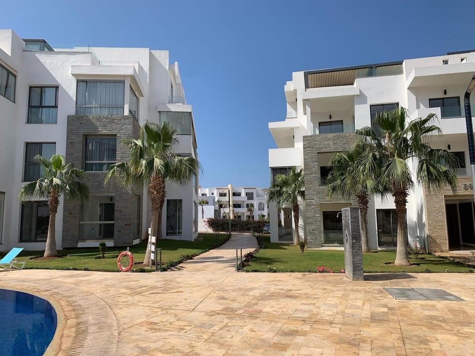 Très haut standing piscine, plage, Netflix, couples mariés Apartment in Agadir