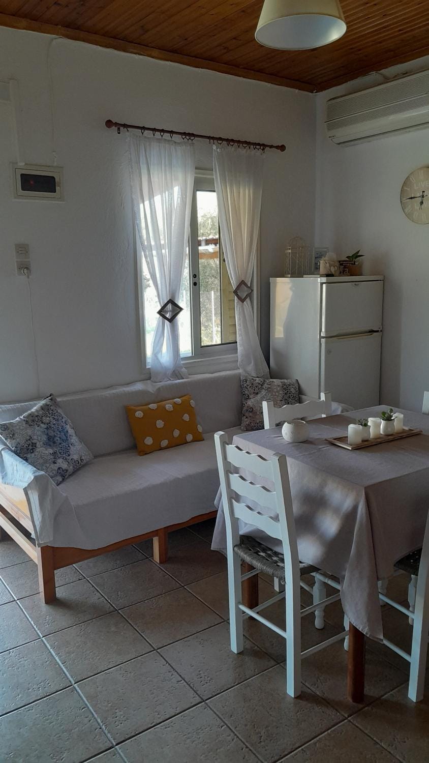 Gorjelina `s House House in Magnesia Prefecture, Greece