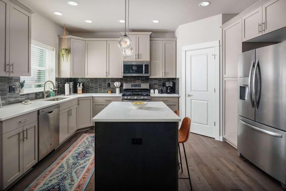 Whispering Woods House in Hillsboro