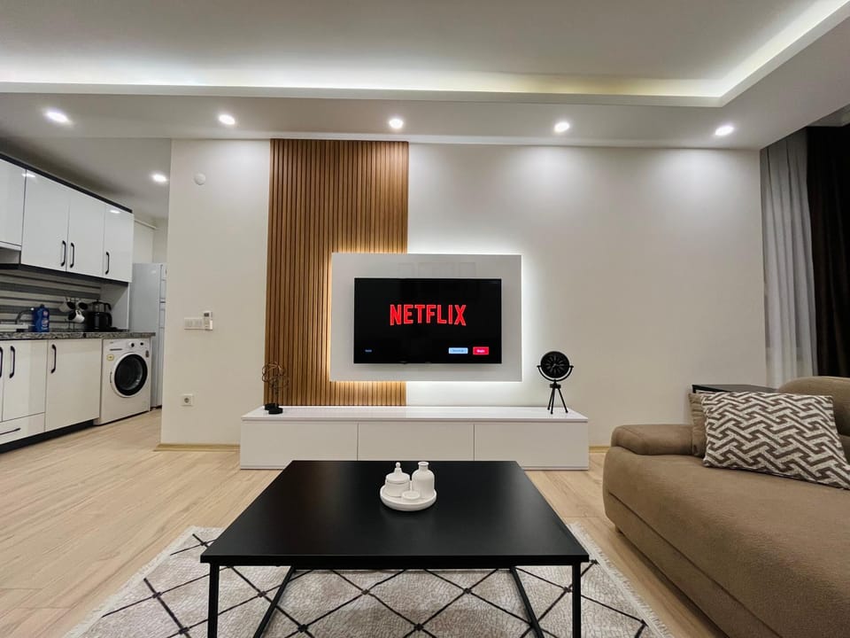 TV and multimedia, Living room, Seating area