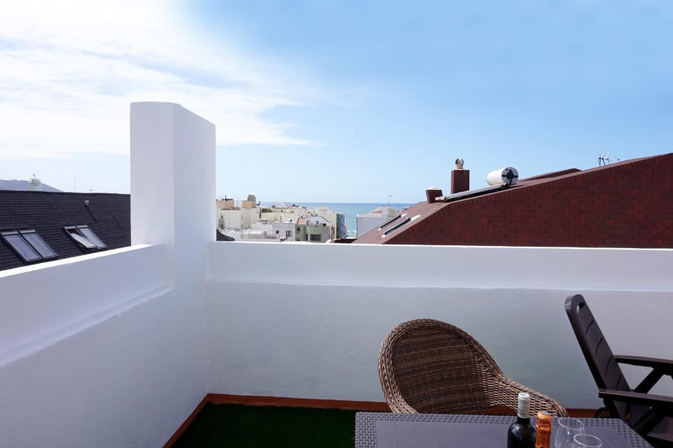 Balcony/Terrace, City view, Sea view, Street view