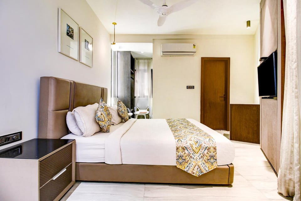 Bed, Bedroom