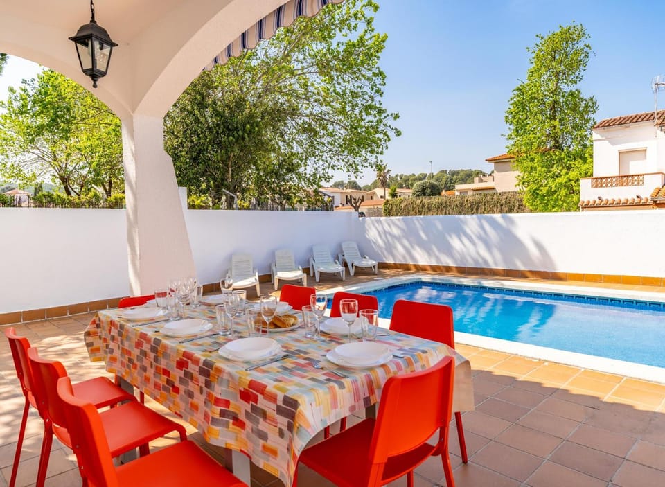 Patio, Swimming pool