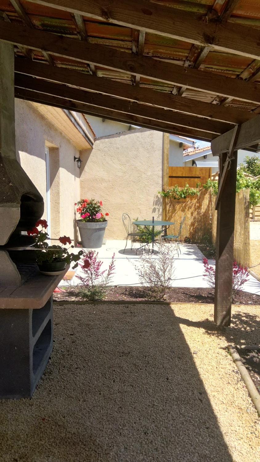 Property building, Patio, BBQ facilities
