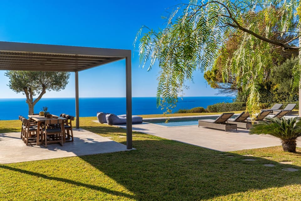Patio, Spring, Day, Natural landscape, Garden, Beach, Garden view, Pool view, Sea view, Swimming pool, sunbed