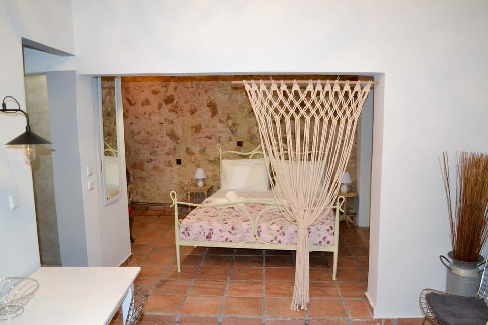 Yro Studios Apartment in Chania