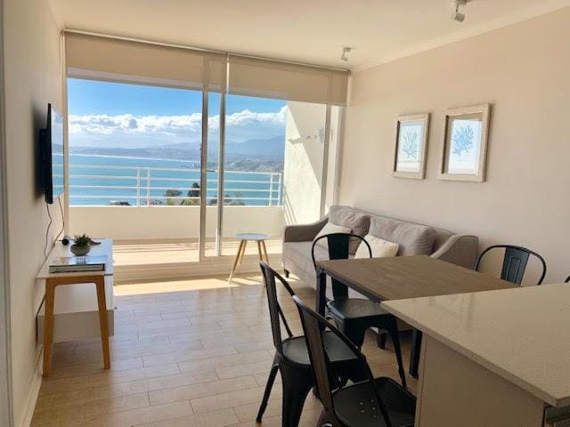 Living room, Dining area, Sea view