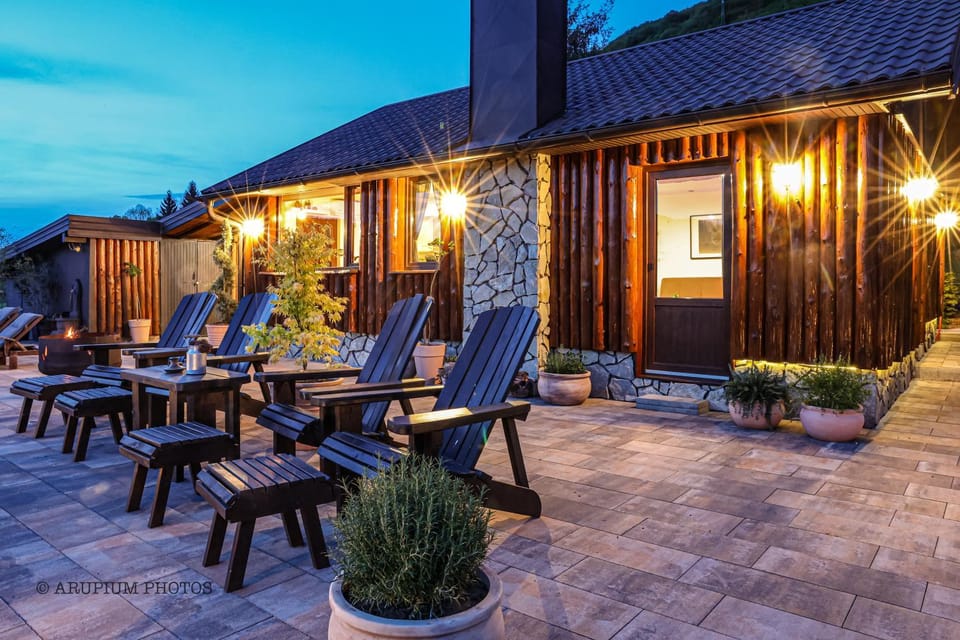 House Arupium - HOT TUB Nature lodge in Lika-Senj County