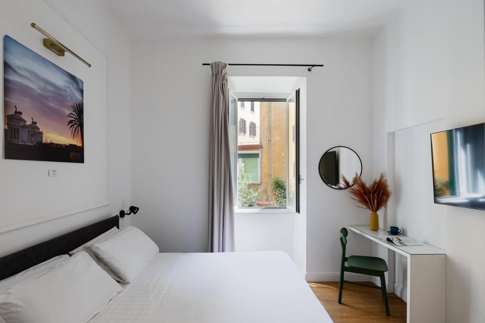 Suites by Chloe Bed and Breakfast in Rome
