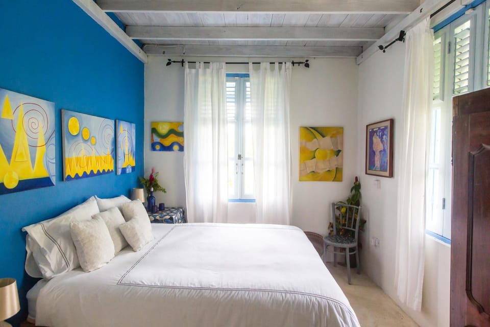 Bed, Other, Photo of the whole room, Decorative detail