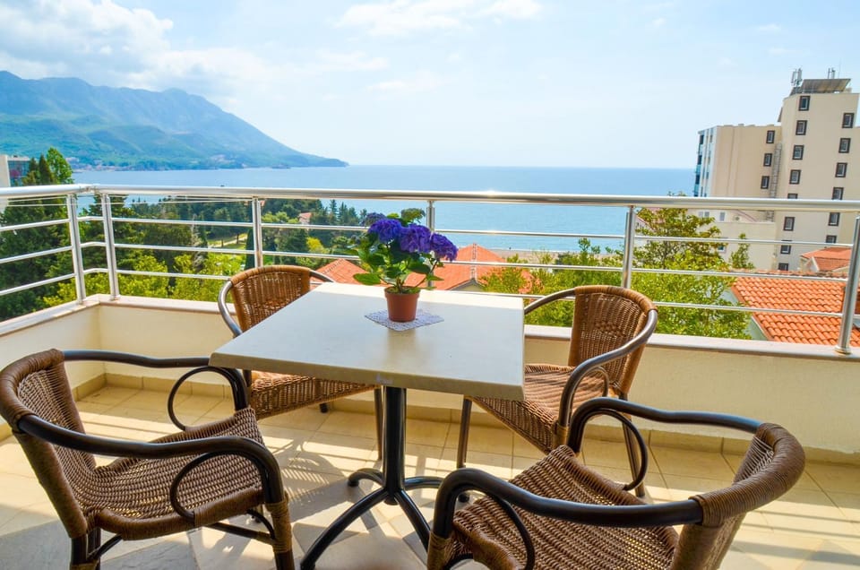 Balcony/Terrace, Seating area, Sea view