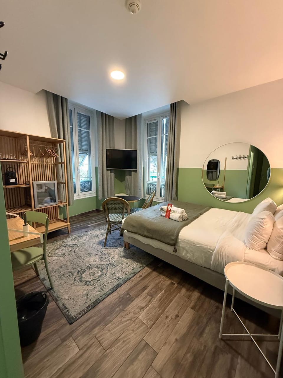 Seating area, Bedroom