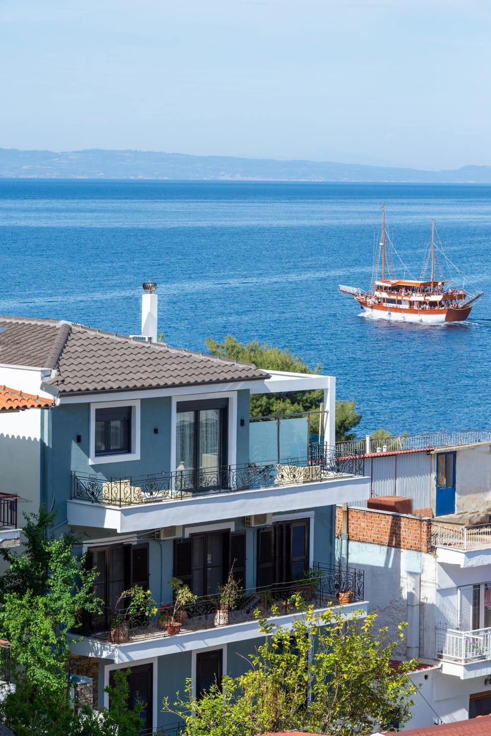 Property building, Sea view